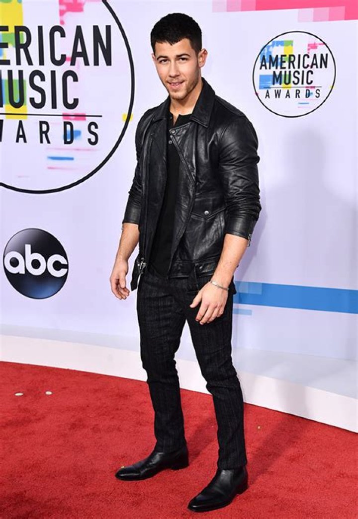 2017 AMAs: Men’s Fashion — See The American Music Awards’ Hottest Hunks