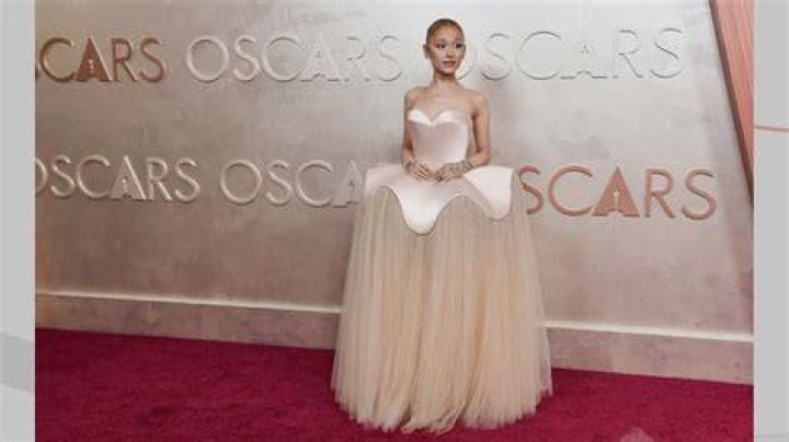 2018 Costume Designers Guild Awards Best Dressed — PICS