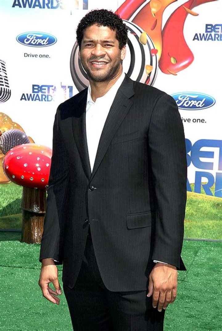 5 Facts About The BET Star Dead At 38 – Hollywood Life