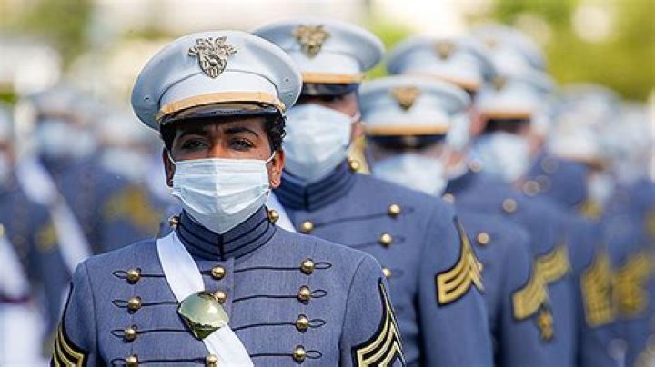5 Things About 1st Sikh Woman To Graduate From West Point – Hollywood Life