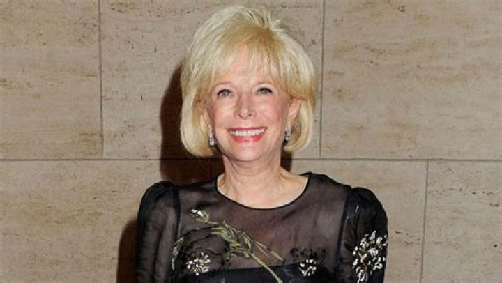 5 Things To Know About The ’60 Minutes’ Star – Hollywood Life