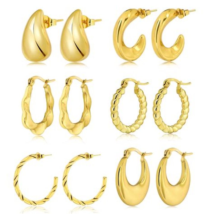 6 Pairs of Trendy Gold Hoop Earrings for Less Than $15: Shop – Hollywood Life