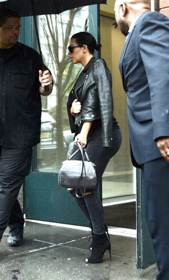 9 Times Kim Kardashian Flaunted Her Booty In Skintight Pants