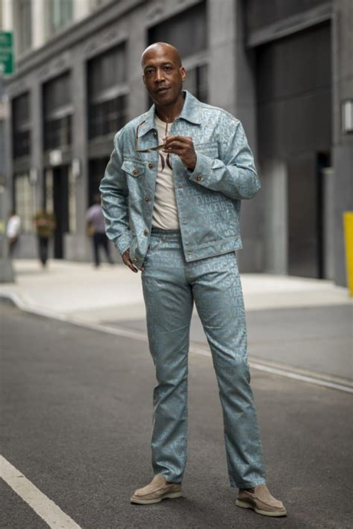 A-Rod Checks To See If His Denim ‘Tuxedo Is In Style’ 1 Day Before Ex J.Lo’s Wedding