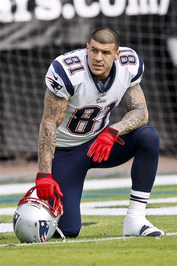 Aaron Hernandez Gay? — Did He Murder Odin Lloyd To Hide His Sexuality? – Hollywood Life