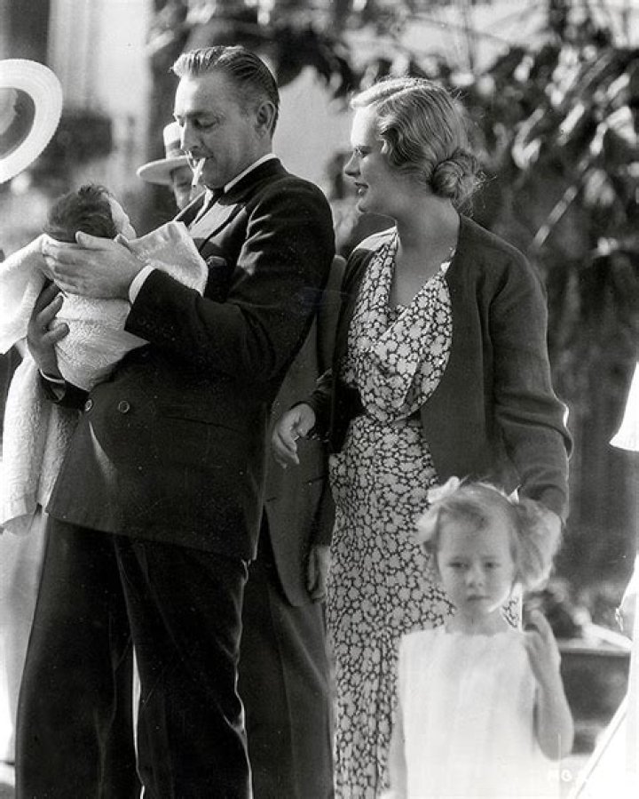 About her Parents, Grandparents, More – Hollywood Life