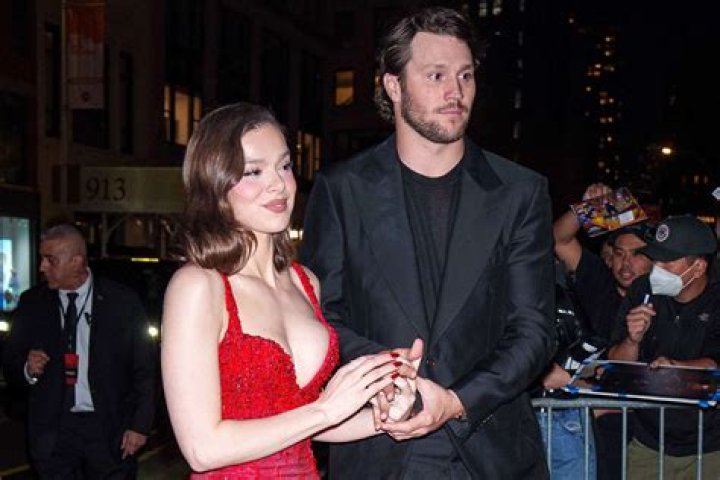 Actor Welcomes 1st Child – Hollywood Life