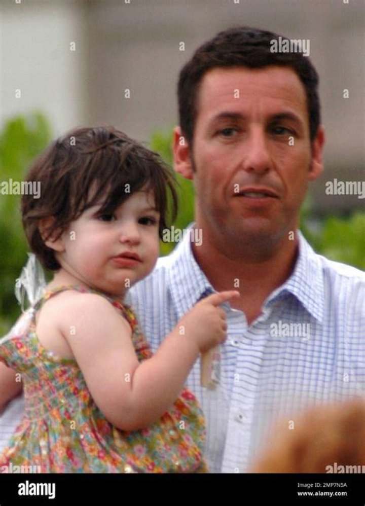 Adam Sandler Spotted With Kids Sadie, & Sunny, In LA — Rare Photos – Hollywood Life