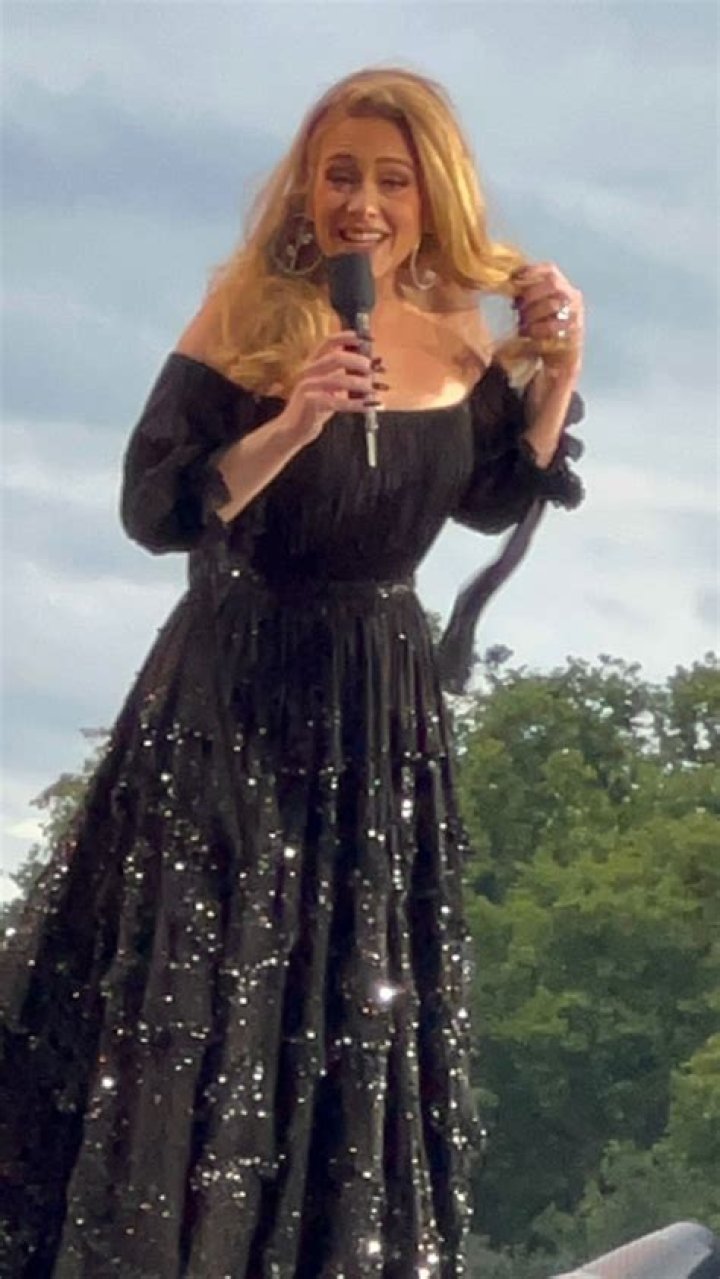 Adele Glows In Black Sparkly Gown For 2nd London Show Where She Fired Cash & T-Shirts At Fans