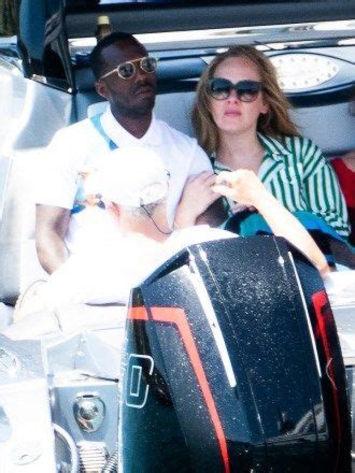 Adele Sings Happy Birthday To Rich Paul Onstage: Video – Hollywood Life