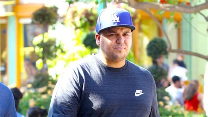 Aileen Gisselle: 5 Things To Know About Rob Kardashian’s Gorgeous Dinner Date