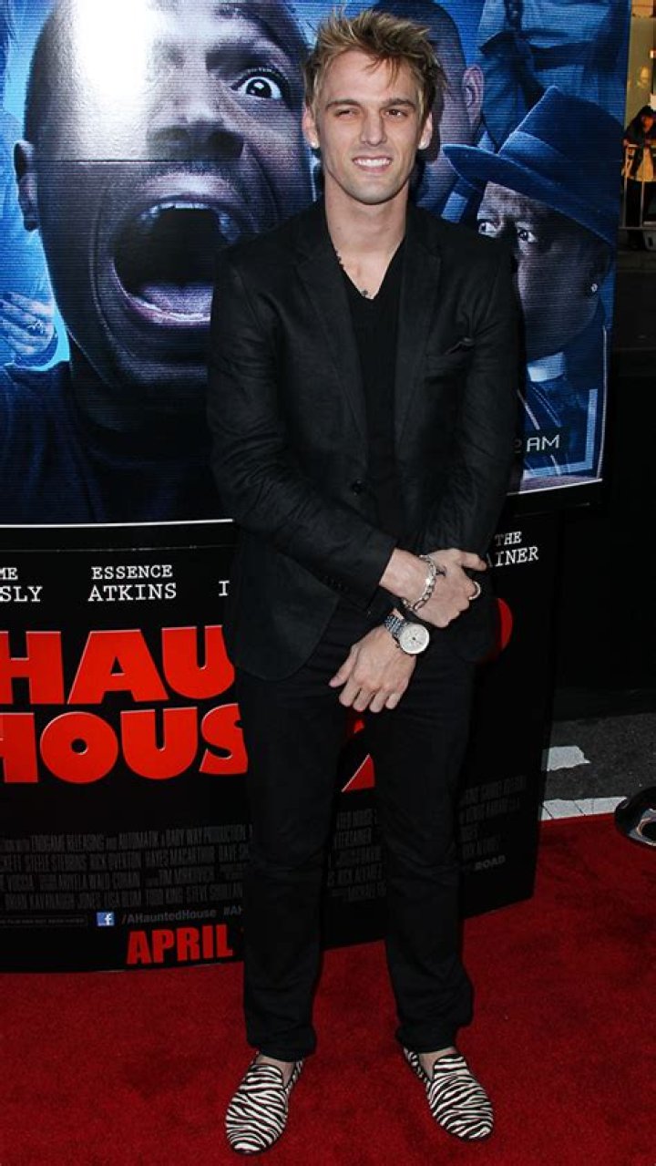AJ McLean Reveals He Helped Aaron Carter Check Into Rehab In Hulu Doc – Hollywood Life