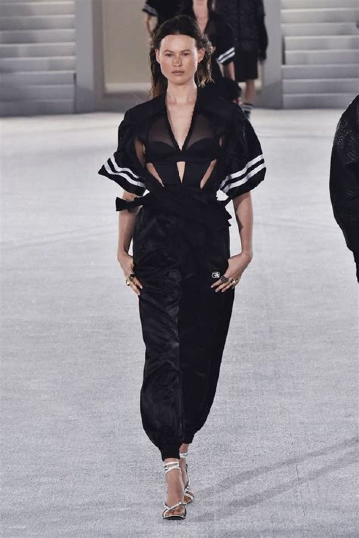 Alexander Wang Spring/Summer 2019 Fashion Show — Pics