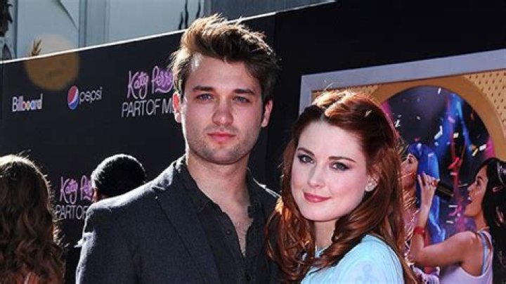 Alexandra Breckenridge Can’t Watch ‘Walking Dead’ Anymore: It ‘Bums Me Out’