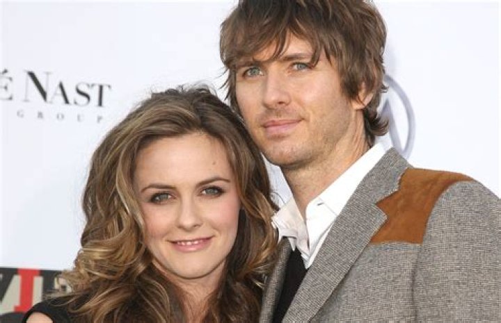 Alicia Silverstone Splits From Husband Christopher Jarecki – Hollywood Life