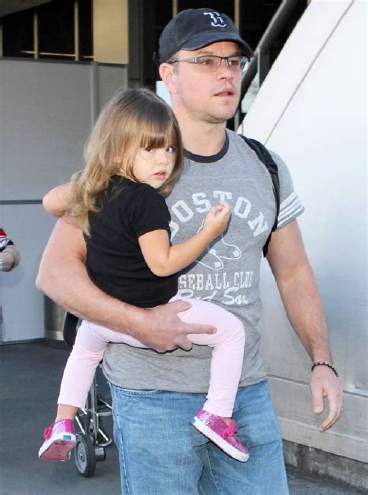 All About His Four Daughters – Hollywood Life