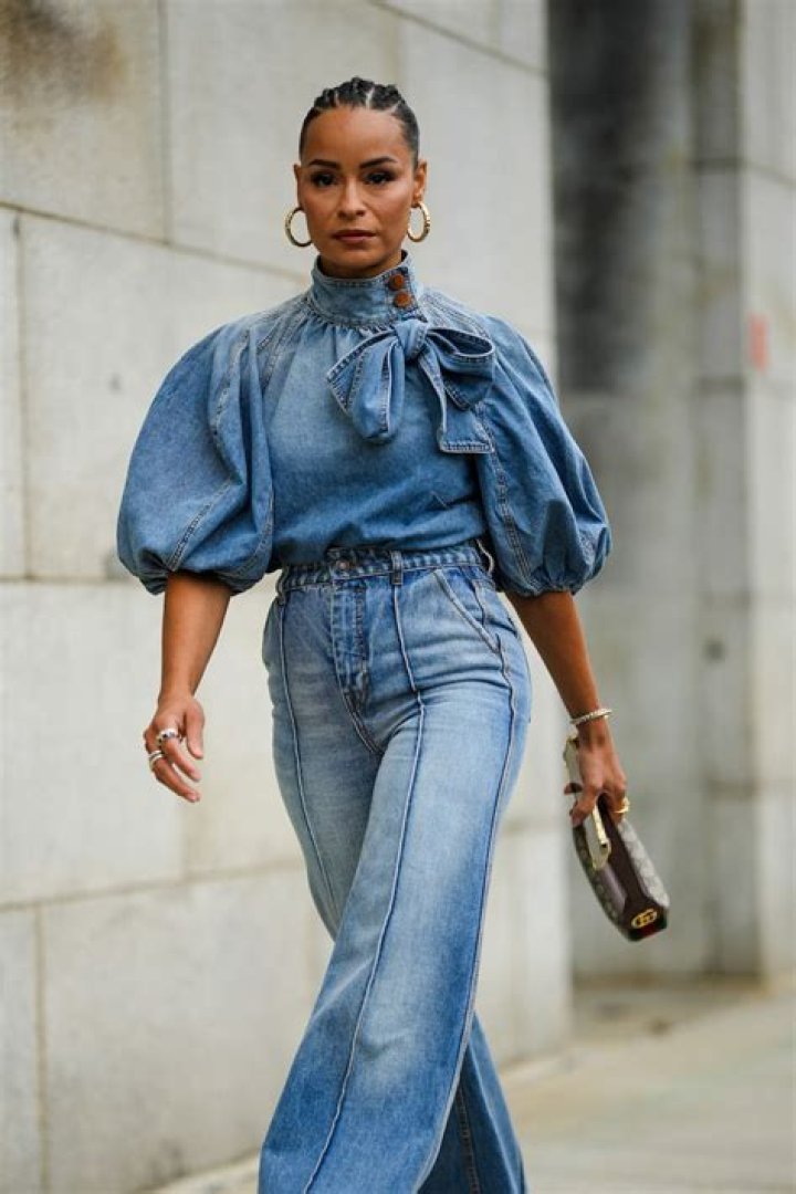 All The Celebs Are Wearing This Retro Denim Trend
