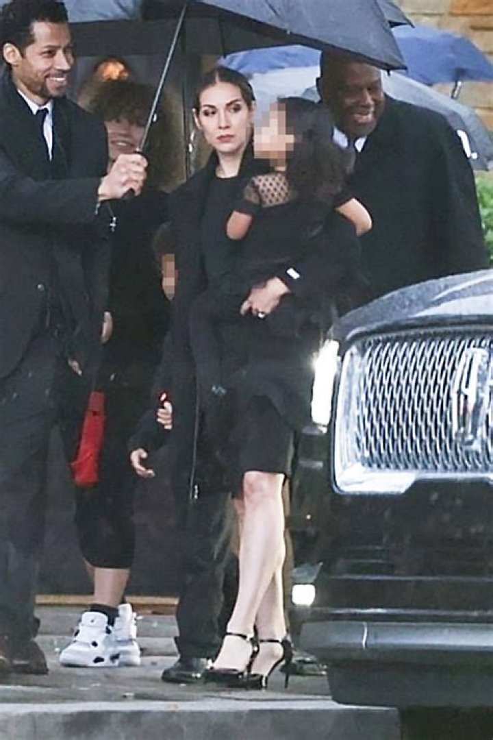 Allison Holker At Stephen ‘Twitch’ Boss’ Funeral: Photos – Hollywood Life