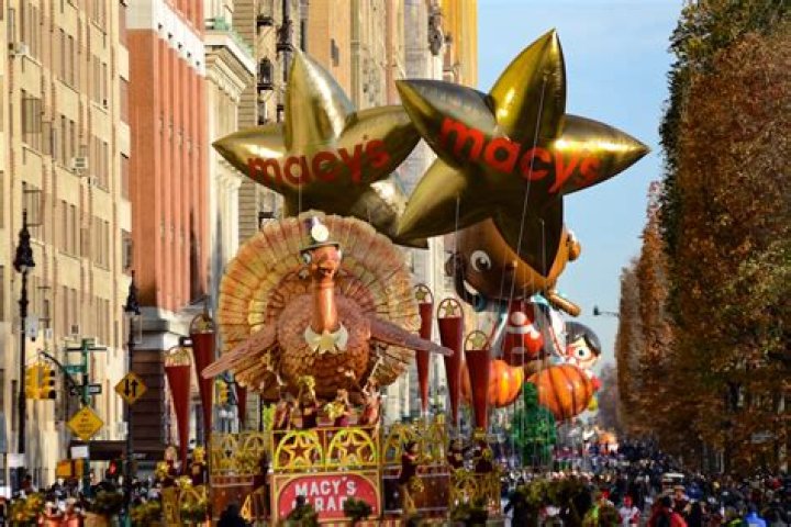 Ally Brooke’s Performance At Macy’s Thanksgiving Day Parade — ‘Last Christmas’ – Hollywood Life