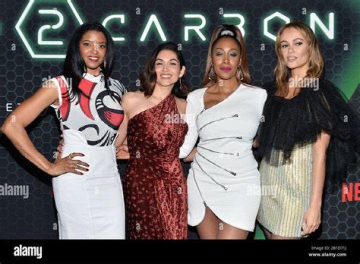 ‘Altered Carbon’s Lela Loren On Danica’s Fate & Showcasing Danica’s ‘Class & Privilege’ With Fashion