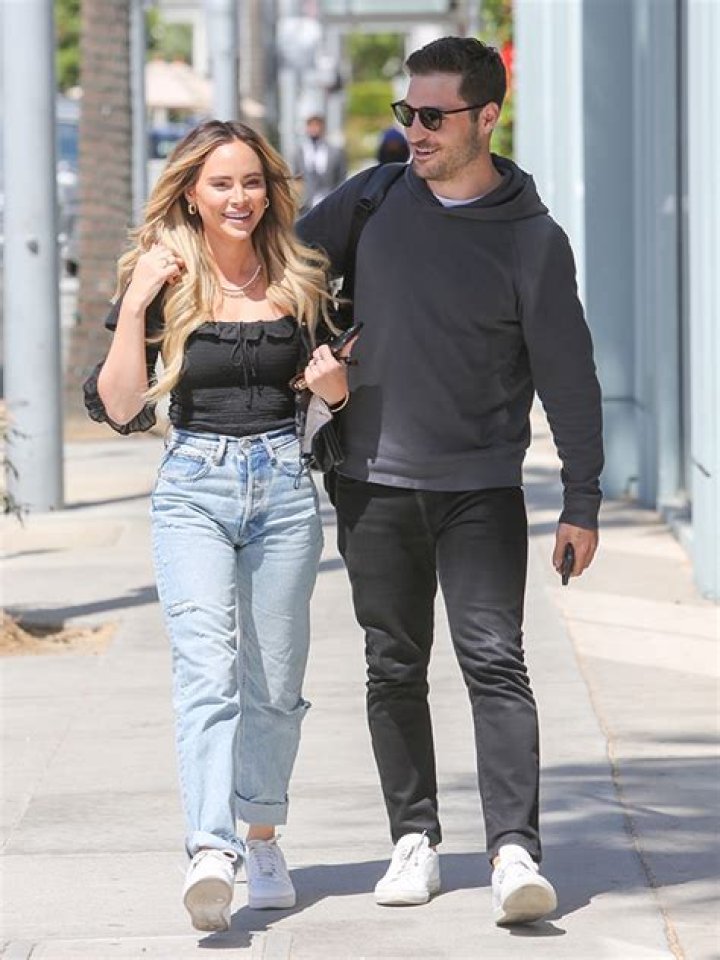 Amanda Stanton Engaged: ‘Bachelor’ Alum Set To Marry BF After Less Than 1 Year Dating
