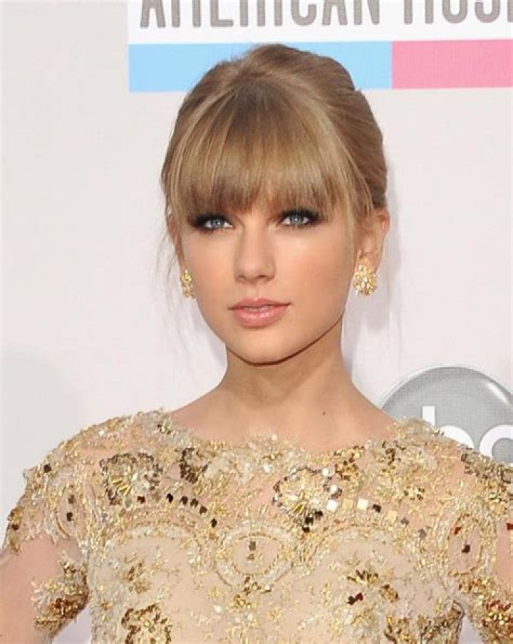 American Music Awards 2012 Makeup — Her Sultry Eyes – Hollywood Life