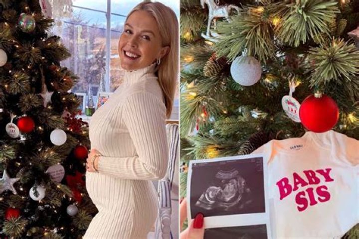 Ammika Harris Rocks A Crop Top In New Selfie Amid Rumors She’s Pregnant With Chris Brown’s Baby