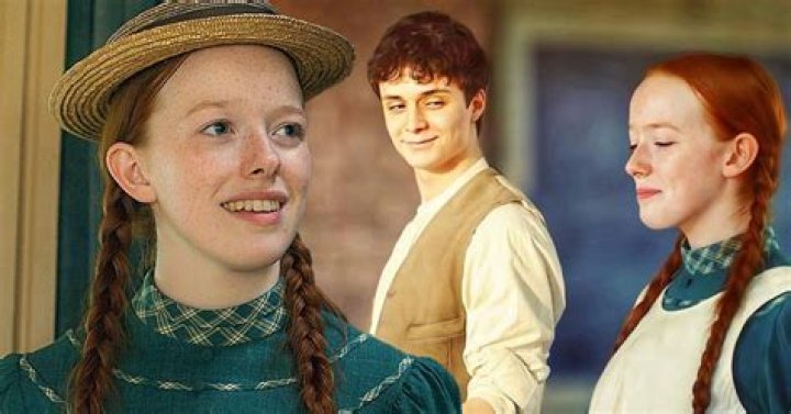 Amybeth McNulty Connects ‘Anne With An E’s Feminist Theme To Today’s #MeToo Movement