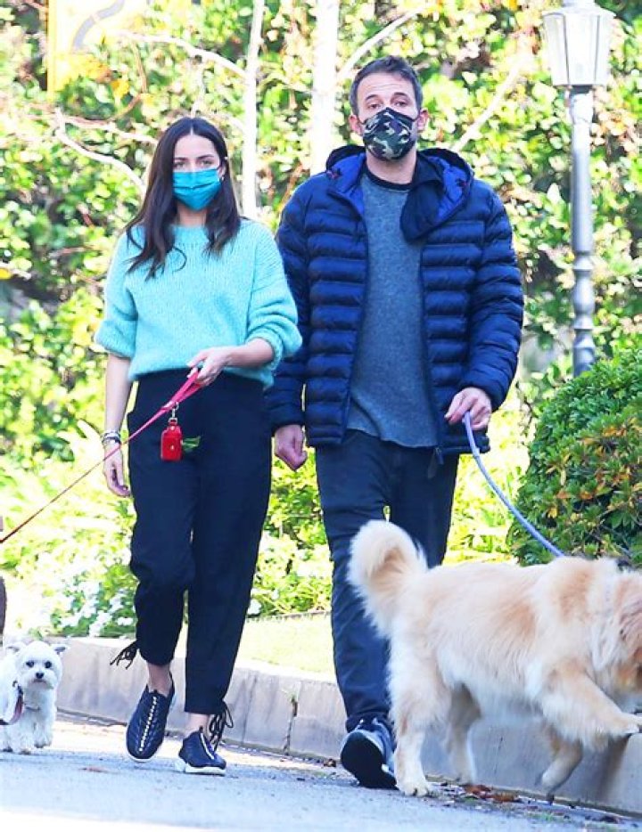 Ana De Armas & Paul Boukadakis Relationship After Ben Affleck Split – Hollywood Life