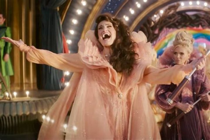 Anna Kendrick Front Runner For Coveted ‘Wicked’ Role Over Idina Menzel