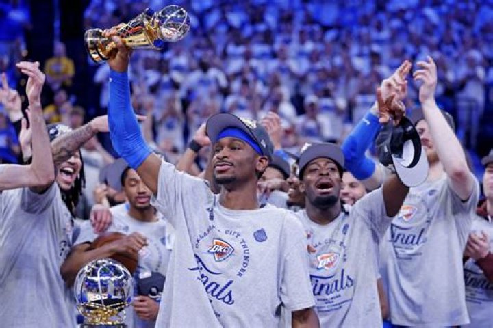 Anthony Davis Dedicates NBA Finals Win To Kobe Bryant: He’s ‘Looking Down On Us’