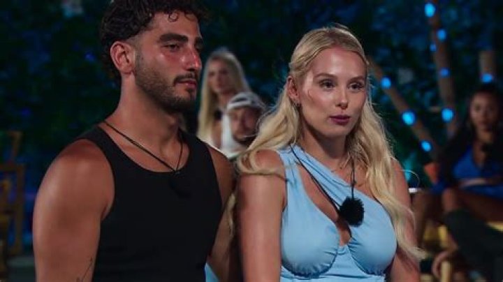 ‘Are You The One?’ Devin & Kiki Have Sex In Front Of Everyone — Recap – Hollywood Life