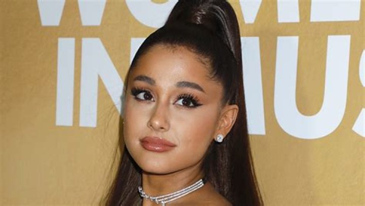 Ariana Grande and Dalton Gomez Settle Divorce – Hollywood Life