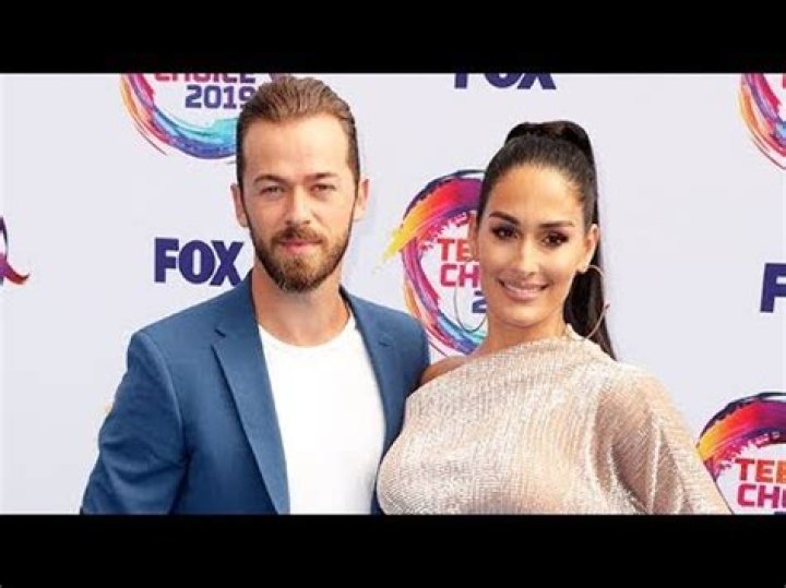 Artem Chigvintsev Shares Sonogram Of 1st Baby With Nikki Bella: ‘I’m Going To Be A Dad’