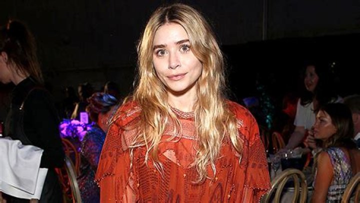 Ashley Olsen Drinks Beer & Holds Machete In Hiking Photo – Hollywood Life