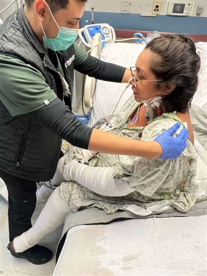 Ashley Park Returns to Work on ‘Emily in Paris’ After Being Hospitalized for Septic Shock