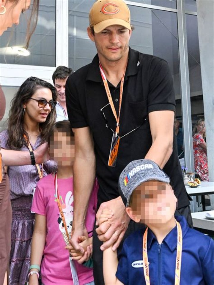 Ashton Kutcher & Mila Kunis Take Romantic Gondola Ride During Family Trip To Venice: Photos
