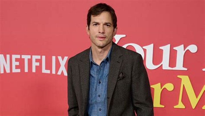 Ashton Kutcher Texts Fans About ‘Love’ Amid Danny Masterson Backlash – Hollywood Life