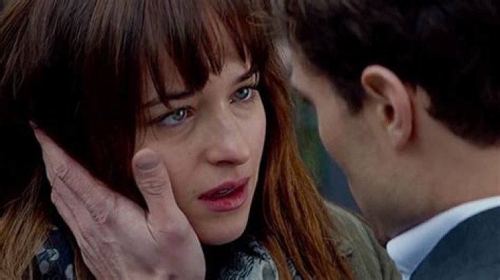 Audience Reacts To Steamy On-Screen Sex – Hollywood Life