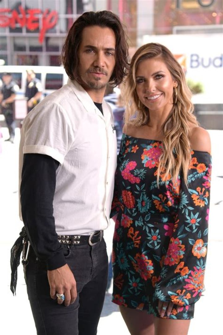 Audrina Patridge & Justin Bobby’s Reunion On ‘The Hills’ Reboot: Video – Hollywood Life