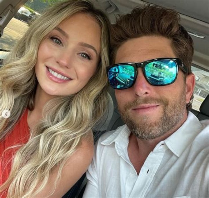 ‘Bachelor’ Star Lauren Bushnell & Chris Lane: How They Went From ‘Just Friends’ To Dating