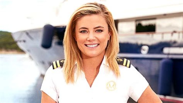 ‘Below Deck: Mediterranean’s Malia White & Jake Baker Kiss: Photo – Hollywood Life