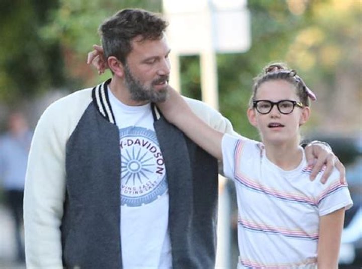 Ben Affleck & Daughter Violet Say Goodbye To His Mom Chris: Photos – Hollywood Life