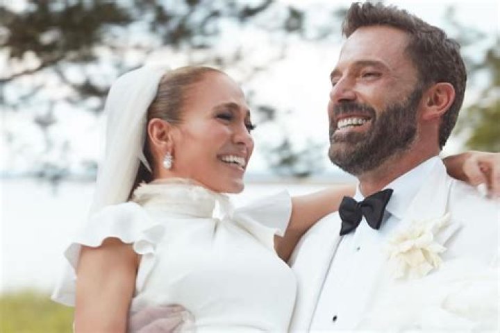 Ben Affleck & Jennifer Lopez’s Best Vacation Photos: See Them In Italy & More