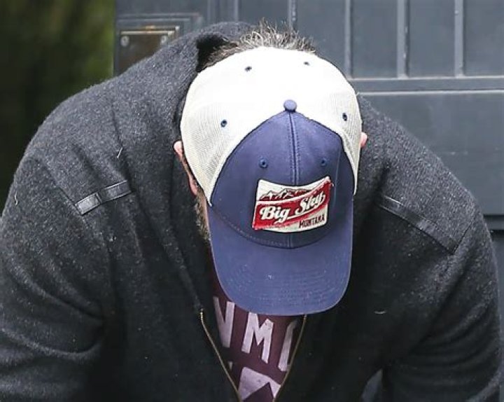 Ben Affleck Wears Hat From Montana Getaway With J.Lo After Returning Home From Miami – Pics