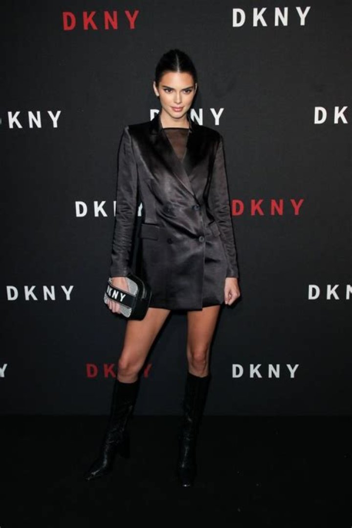 Best Dressed Stars At NYFW 2019 — Pics