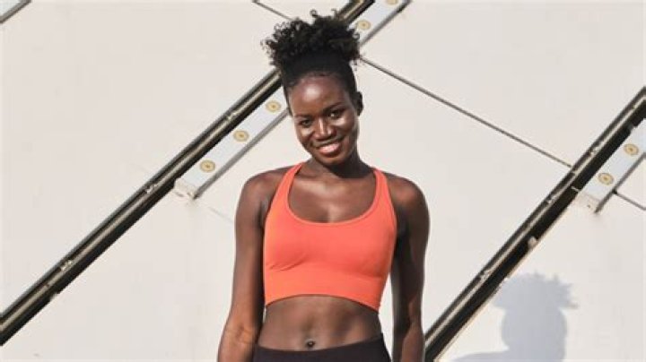 Best Sports Bras – Shop – Hollywood Life