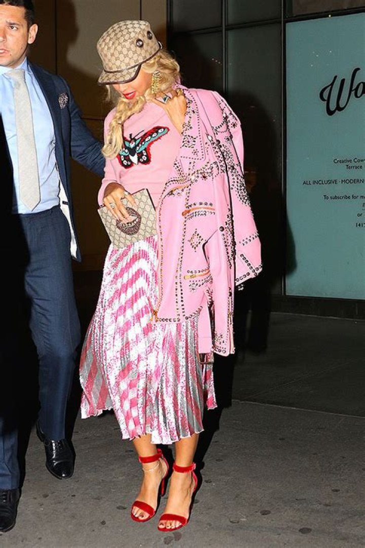 Beyonce Channels Barbie In Pink Metallic Bodysuit & Thigh High Boots On Tour: Photos