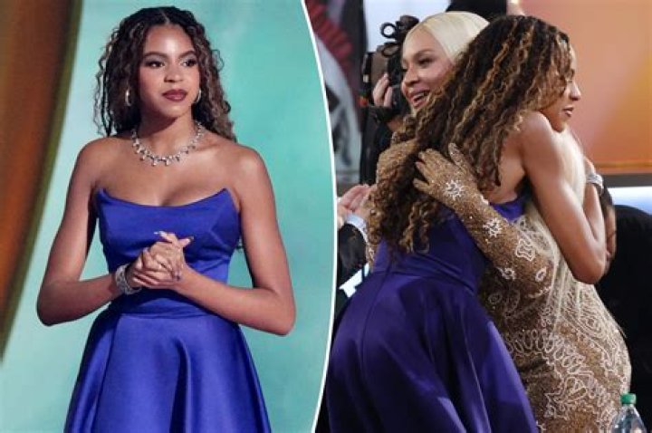 Beyoncé ‘Cried’ & ‘Held Blue Ivy Tightly’ After Heartbreaking Hillary Clinton Loss