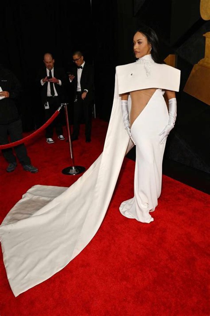 Beyonce’s Best Grammy Looks Of All-Time – Hollywood Life